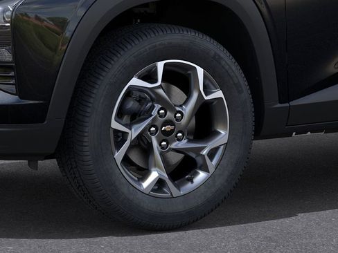 New 2026 Chevrolet Trax LT w/ Driver Confidence Package FWD image 9