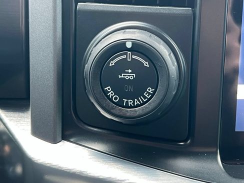 Used 2021 Ford F150 Lariat w/ Equipment Group 502A High AWD/4WD image 35