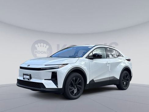 New 2026 Toyota C-HR AWD/4WD image 1