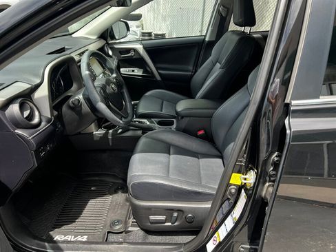 Used 2017 Toyota RAV4 Limited w/ Advanced Technology Package AWD/4WD image 17