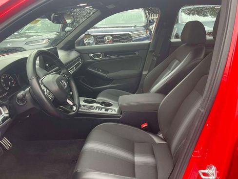 Used 2025 Honda Civic Sport image 13