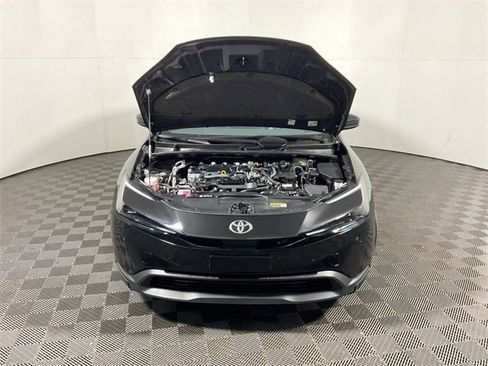 Used 2025 Toyota Prius LE image 6
