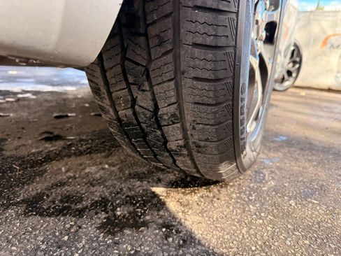 Used 2020 Chrysler 300 S image 44