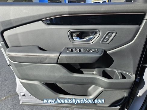 New 2025 Honda Pilot TrailSport image 14