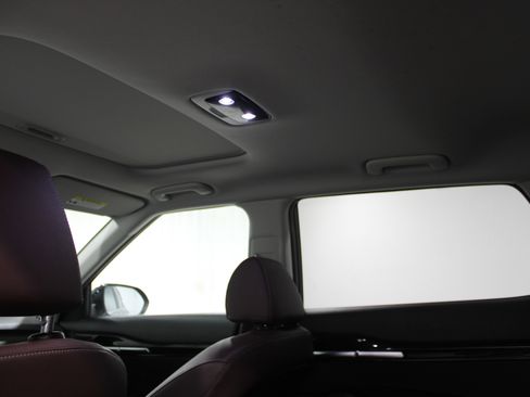 Used 2022 Kia Seltos SX w/ Sunroof Package image 22