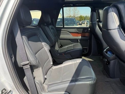 Used 2024 Lincoln Navigator Reserve image 30