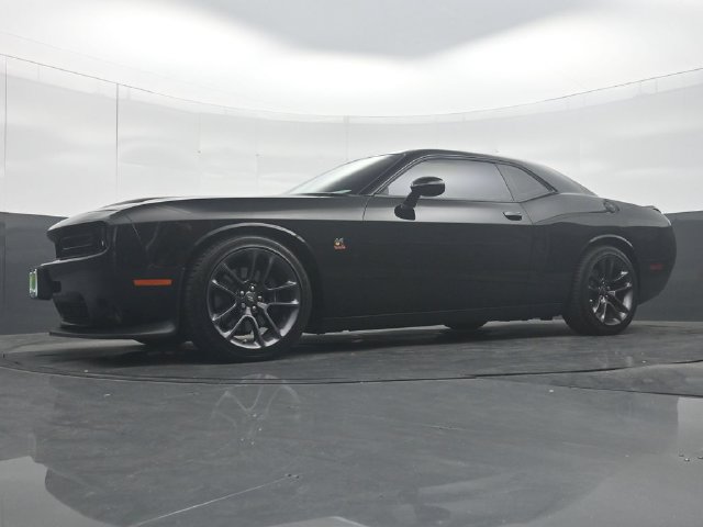 Used 2023 Dodge Challenger R/T Scat Pack RWD image 27