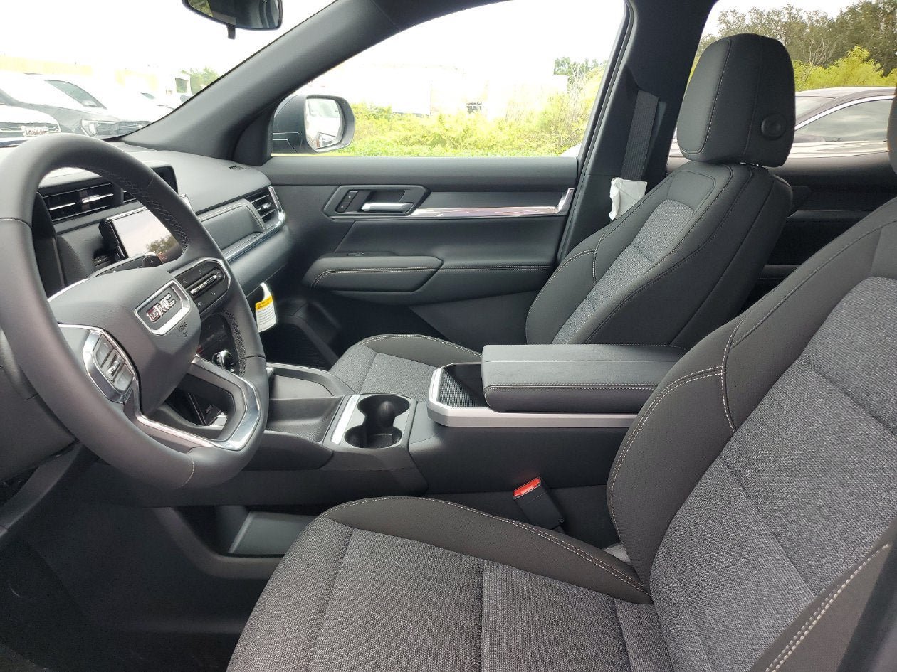 New 2027 GMC Terrain Elevation FWD image 19