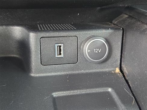 Used 2020 Ford Escape SEL FWD image 34