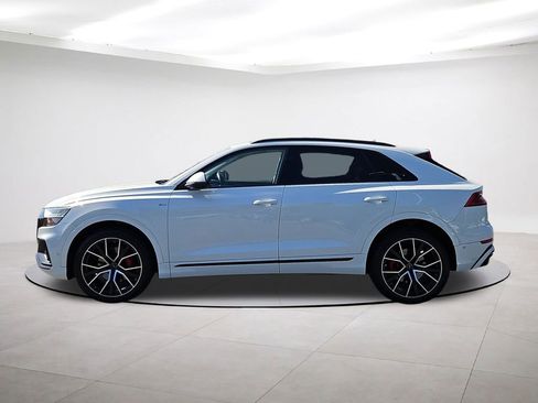 Used 2019 Audi Q8 Premium Plus w/ Premium Plus AWD/4WD image 4