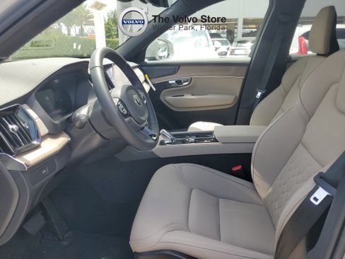 Used 2026 Volvo XC90 B6 Plus w/ Protection Package Premier AWD/4WD image 14