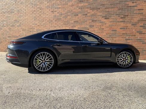 Certified 2025 Porsche Panamera 4S w/ Premium Package image 7