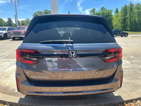 New 2026 Honda Odyssey EX-L image 4