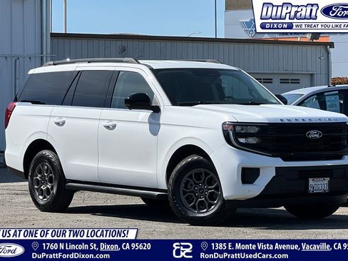 Used 2025 Ford Expedition Active AWD/4WD image 1