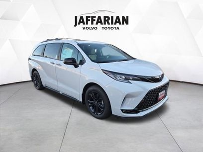 New 2025 Toyota Sienna XSE