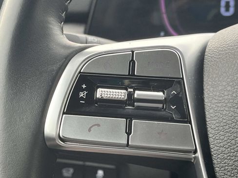 Used 2024 Kia Telluride EX image 37