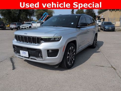 Used 2022 Jeep Grand Cherokee L Overland w/ Luxury Tech Group IV image 5