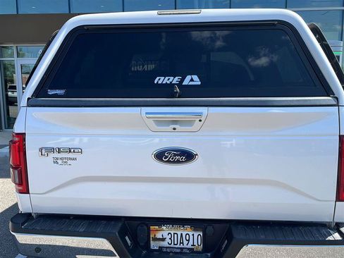 Used 2016 Ford F150 Lariat AWD/4WD image 11