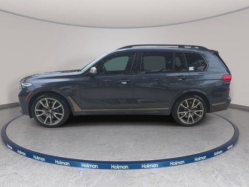 Used 2022 BMW X7 M50i w/ Cold Weather Package AWD/4WD image 11