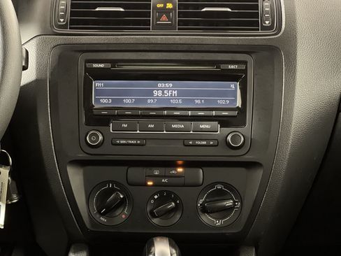 Used 2015 Volkswagen Jetta S FWD image 18