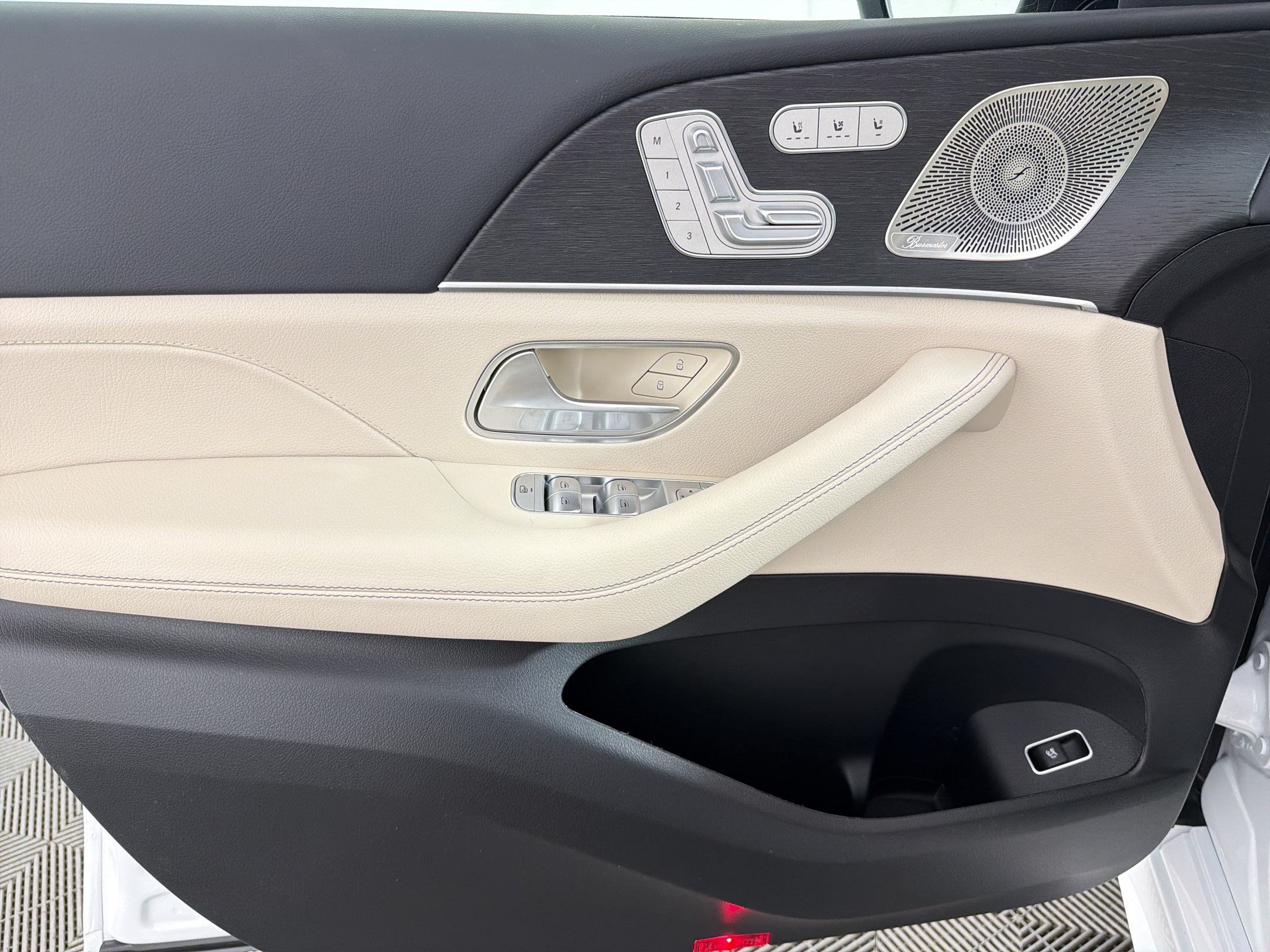 New 2026 Mercedes-Benz GLE 450 4MATIC Coupe image 13