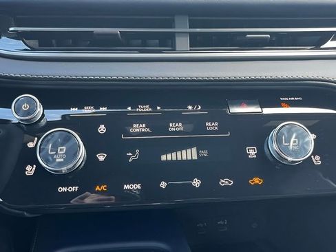 New 2026 INFINITI QX60 Luxe AWD/4WD image 17