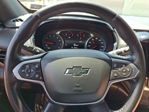 Used 2022 Chevrolet Traverse LT w/ Midnight/Sport Edition AWD/4WD image 20