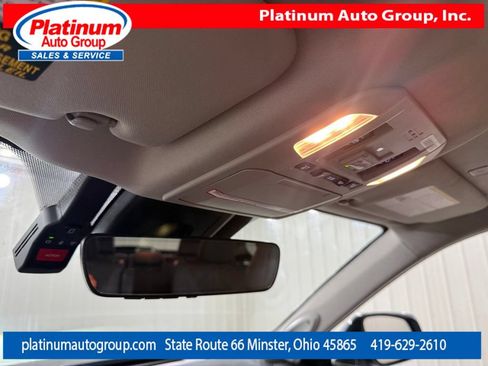 Used 2023 Toyota Highlander Platinum AWD/4WD image 25