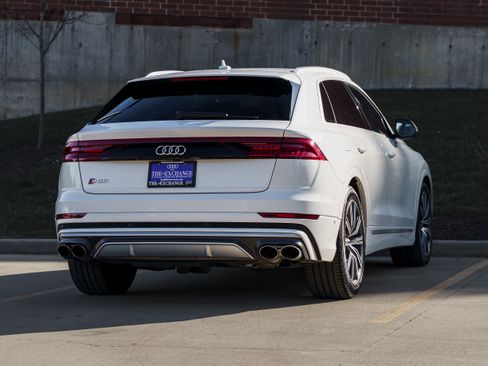 Used 2023 Audi SQ8 Prestige image 4