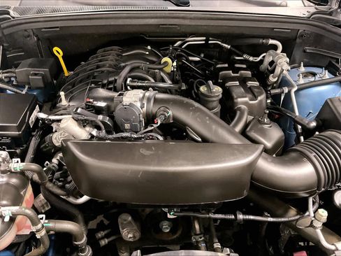 Used 2024 Dodge Durango GT image 35