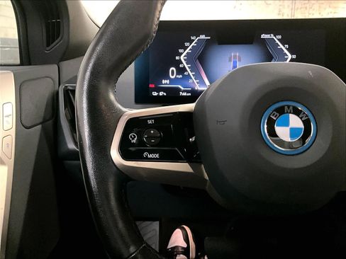 Used 2023 BMW iX xDrive50 image 19