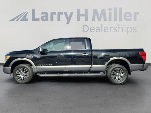 Used 2017 Nissan Titan Platinum Reserve image 2