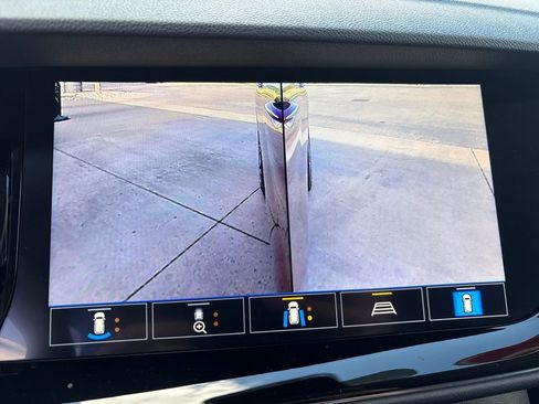 Certified 2021 Buick Envision Avenir image 34