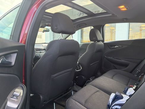 Used 2020 Chevrolet Malibu LT FWD image 14