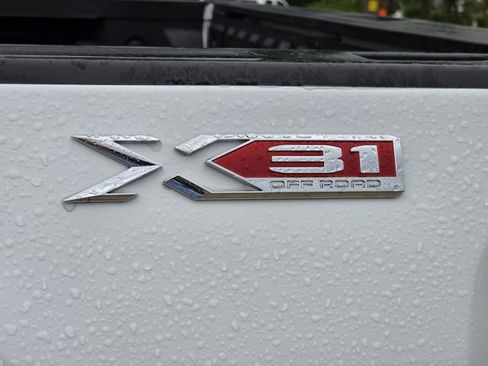 Used 2025 GMC Sierra 2500 SLT w/ Texas SLT Premium Package AWD/4WD image 8