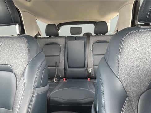 Used 2023 Ford Bronco Sport Outer Banks w/ Tech Package image 12