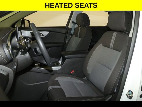 Used 2025 Chevrolet Blazer LT AWD/4WD image 3