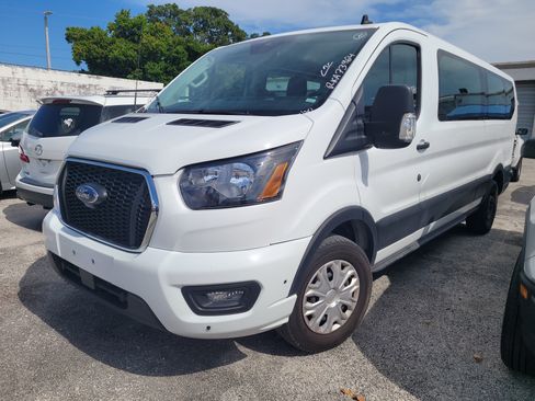 Used 2024 Ford Transit 350 XLT RWD image 3