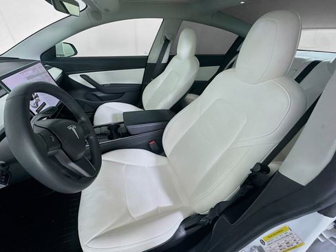 Used 2020 Tesla Model 3 Standard Range RWD image 13