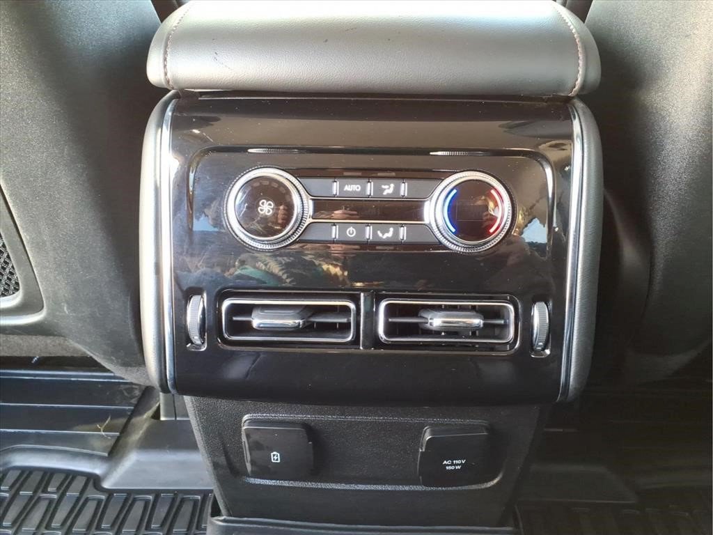 Used 2023 Lincoln Aviator AWD image 27