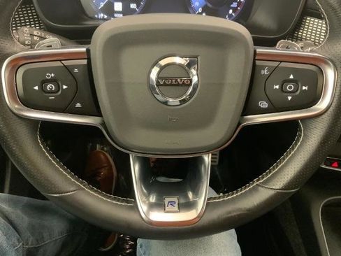 Used 2020 Volvo XC40 T5 R-Design AWD/4WD image 21