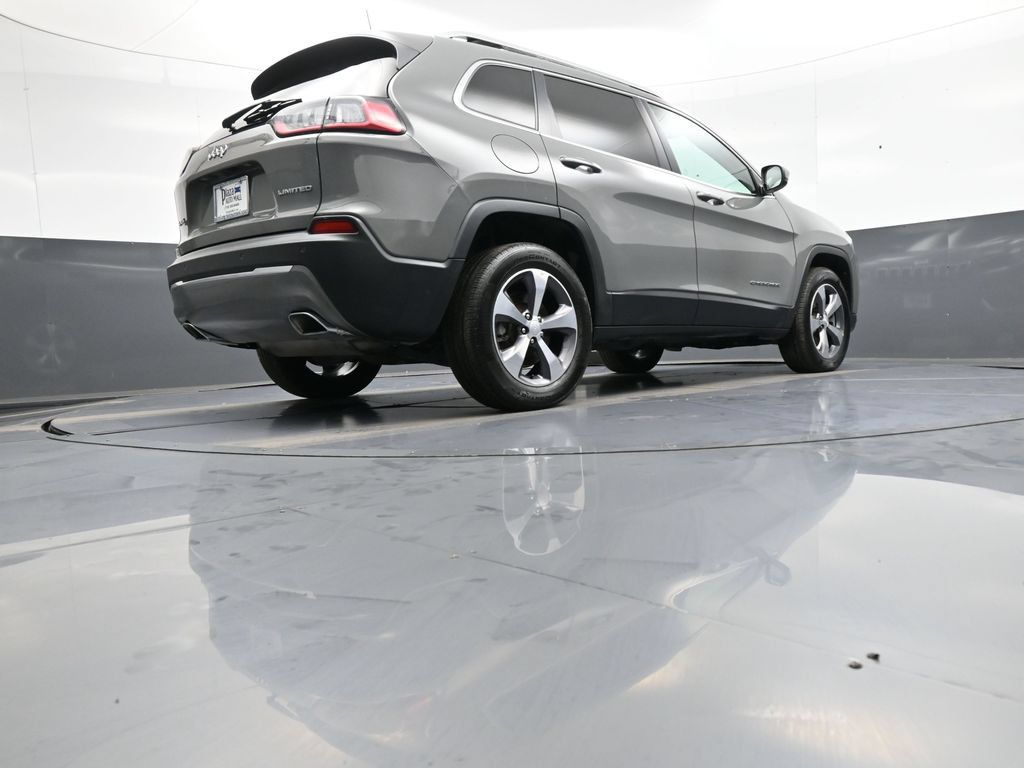 Used 2020 Jeep Cherokee Limited AWD/4WD image 30