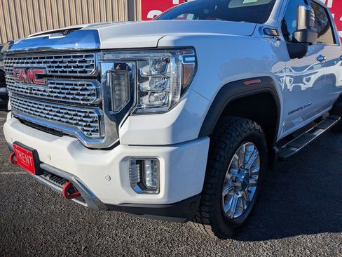 Used 2020 GMC Sierra 2500 Denali w/ Denali Ultimate Package image 9