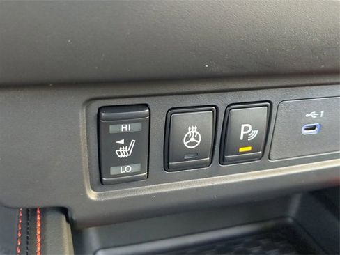 Certified 2025 Nissan Frontier PRO-4X w/ Pro Convenience Package image 21