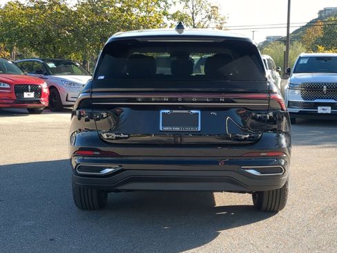 New 2026 Lincoln Nautilus Premier image 4