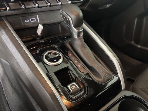 Used 2023 Chevrolet Colorado LT w/ LT Convenience Package II image 17