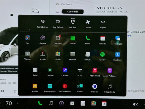Used 2021 Tesla Model 3 Standard Range Plus image 18