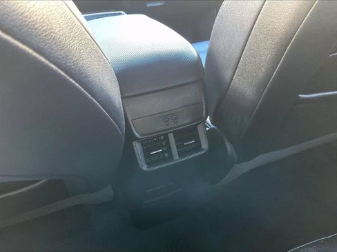 Used 2025 Chevrolet Equinox LT w/ Convenience Package II AWD/4WD image 27
