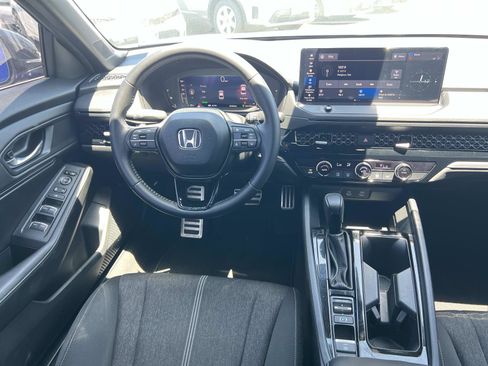 Used 2023 Honda Accord Sport image 7