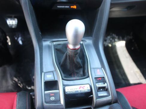 Used 2013 Volkswagen Golf TDI FWD image 15